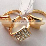 Cheap Earrings Made in China Women Charms Piercing Large White Crystal Ring Type Earrings