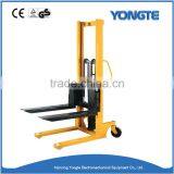 Easy Operated Manual Forklift Stacker thumbnail-1