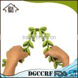 NBRSC Bendable Turkey Lifter Healthy Fat Grease Silicone Roasting Rack thumbnail-4