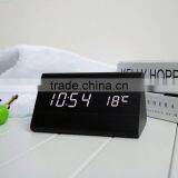 YIWU HUIXUAN Wholesale Smart Led Wood Clock for Home Decoration thumbnail-2