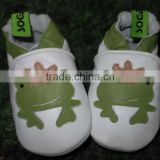 frog baby shoes