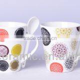 Wholesales ceramic coffee mug with spoon in handle