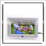 Wide Screen Acrylic HD 7 Inch Digital Photo Frame With Lighting Edge