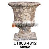 Vietnam Romance Ancient Rust Flower Vase For Home And Garden thumbnail-1