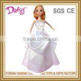 Daisy Dolls Dress up Game Wedding Dress thumbnail-1