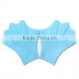 Hot Sales Silicone Soft Swimming Hand Paddles thumbnail-2