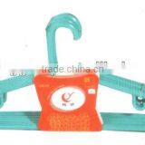 Plastic Hangers thumbnail-1