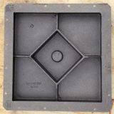 Cast Iron Square Manhole Cover thumbnail-2