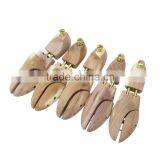 Hot Selling in European and American Aromatic Red Cedar Wood Type Shoe Stretcher With Good Scent thumbnail-5