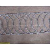 Stainless Steel Razor Wire thumbnail-3