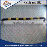 The Cast Iron Base Bent Block Car Pole of Traffic Facility thumbnail-3