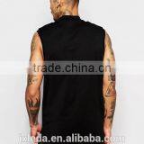 OEM Customize Men Summer Longline Sleeveless Turtle Neck Black Plain T-shirt thumbnail-2