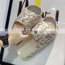 2020 Fashion Outdoor Indoor House Plastic Men's Slippers For Men thumbnail-1