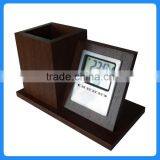 High-grade Office Desktop Wooden Brush Pot Clock thumbnail-5