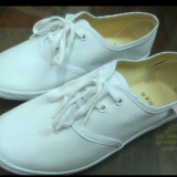 White Sneaker thumbnail-4