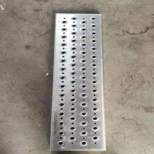 Galvanized Stainless Steel Corrosion-resistant Alligator Mouth and Fish Eye Round Hole Anti-slip Plate Perforating and Cutting Operation Platform thumbnail-4