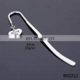 Fashionable Wholesale Silver Plating Engraved Heart Charm Metal Bookmark for School Students