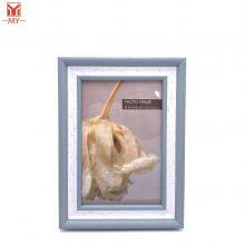 Wholesale Picture and Photo Plastic Hanging Floating Photo Frame thumbnail-2