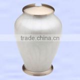White Marbel looks Cremation Urn, Very Well finishl Brass Urn