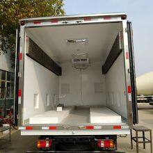 Good Price SINO TRUK HOWO 25,000 Poultry Day Old Chicks Transported Vehicle for Hatcheries thumbnail-5