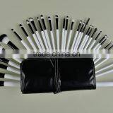 Black/white 24 Piece Cosmetic Makeup Brush Set With Black Case thumbnail-2