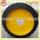 China Famous Brand Neumaticos Solidos WonRay Series Cheap Chinese Tires 12.00-20 With Long Life thumbnail-2