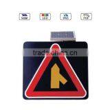 Solar Powered(Charging) Waterproof IP65 Traffic LED & Optical Fiber Sign Light (Joined Road From RIght Side)