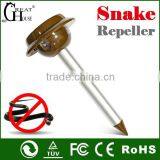 GH-318 Patent Soalr Vibration Drive Away Snake thumbnail-1