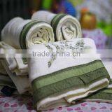 100% Cotton Embroidery Applique Edge Face Towel on Sale