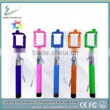 2015 hot selling handheld Colorful and cheap selfie stick