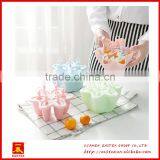 High Quality Eco-friendly 6 Cells Dancer Ice Cube Tray With Dancers Cover thumbnail-2