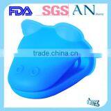 Hot Sell Kitchen Silicone Insulated Gloves thumbnail-1