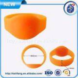 Silicone 13.56mhz RFID Wristband thumbnail-1