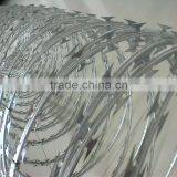 China BTO-22 Galvanized Razor Barbed Wire