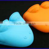 Lovely Cut Dog Shaped Gloven Oven Gloves thumbnail-1