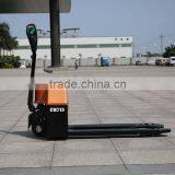 High Quality Pallet Lifter 1.5 Ton Full Electric Pallet Truck (CBD15) thumbnail-4