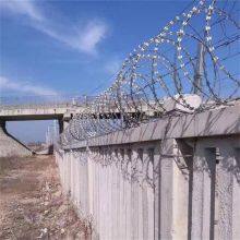 High Security Hot Dipped Galvanized Concertina Razor Barbed Wire thumbnail-5