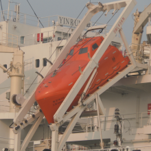 RMRS Approved SOLAS 26 Persons Enclosed Free Fall Life Boat thumbnail-2