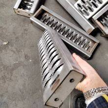 Galvanized Stainless Steel Corrosion-resistant Alligator Mouth and Fish Eye Round Hole Anti-slip Plate Perforating and Cutting Operation Platform thumbnail-2