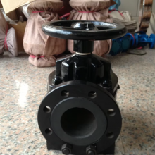 BS ANSI 150lb Cast Iron Ductile Iron Gg25 Ggg50 DN40 DN300 Pn16 PTFE Lined Diaphragm Valve Anti-Corrosion Manual Valve thumbnail-4