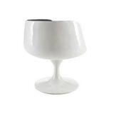 Fiberglass Cup-shaped Chair Modern Chair for Indoor Use thumbnail-4