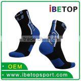 Best Quality Design Sports Socks Custom Logo Sport Socks thumbnail-2