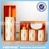 Houseware Resin Bathroom Set thumbnail-1