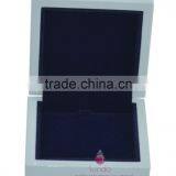 Luxury White Earring Gift Box thumbnail-4