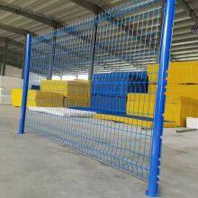 Customizable Green Security 3D Folding Welded Wire Mesh Fence for School Playground thumbnail-5