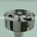 Thickening Round Tabletop Metal Ashtray With Rotatable Lid thumbnail-4