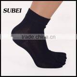 Wholesale Socks Five Toe Black Socks for Men thumbnail-2