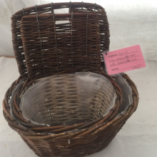 China Supplies High Quality Large Size Willow Basket With Handle thumbnail-1