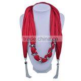 2016 New Design Silver Tone Tassel Pendant Yiwu Lady Scarves