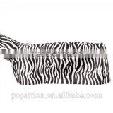 Beautiful Strong Nylon Horse Saddle Cover With Elastic Straps Wholesaler thumbnail-2